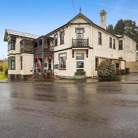 Bischoff Hotel Waratah Εξωτερικό φωτογραφία