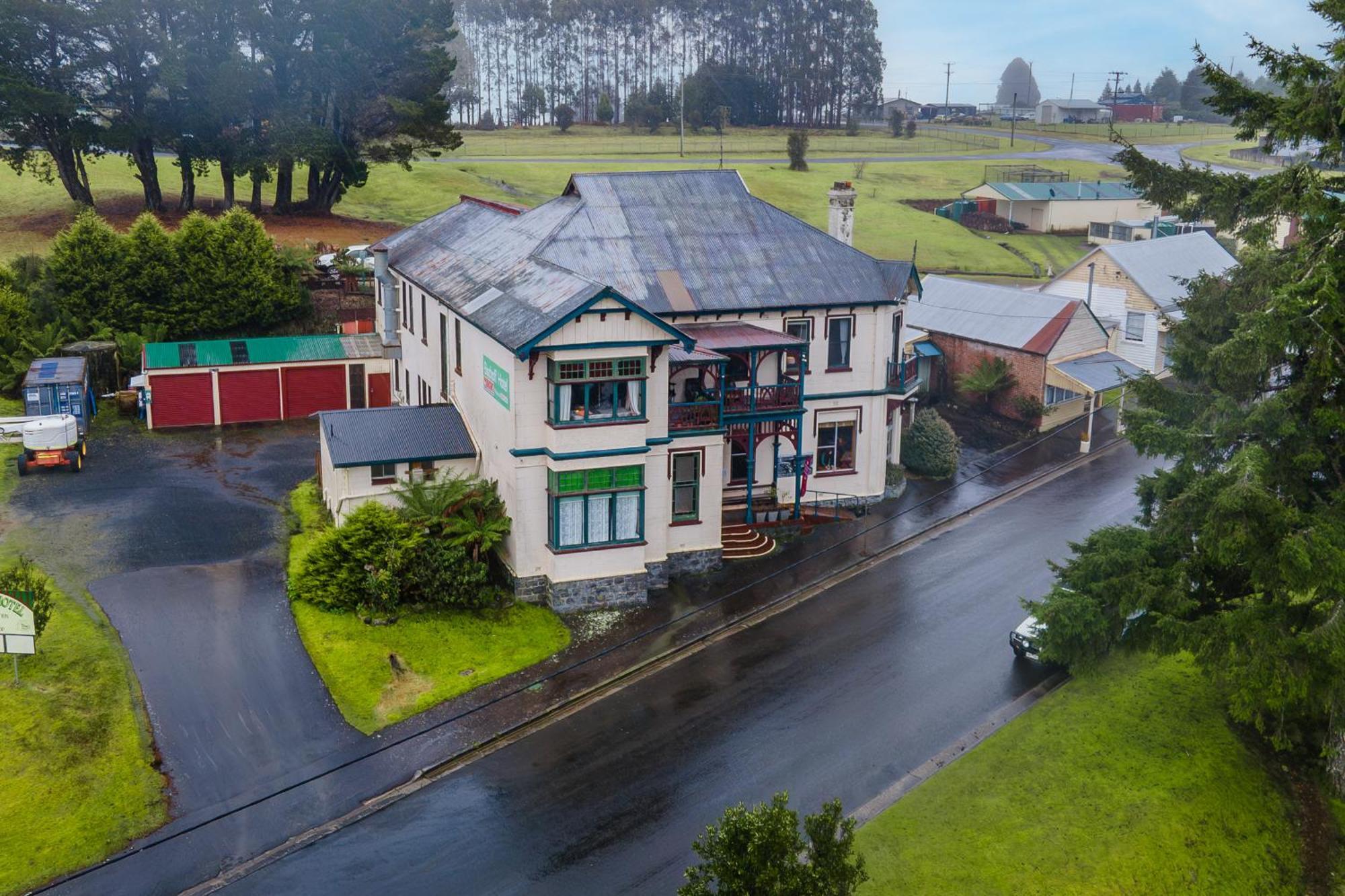 Bischoff Hotel Waratah Εξωτερικό φωτογραφία