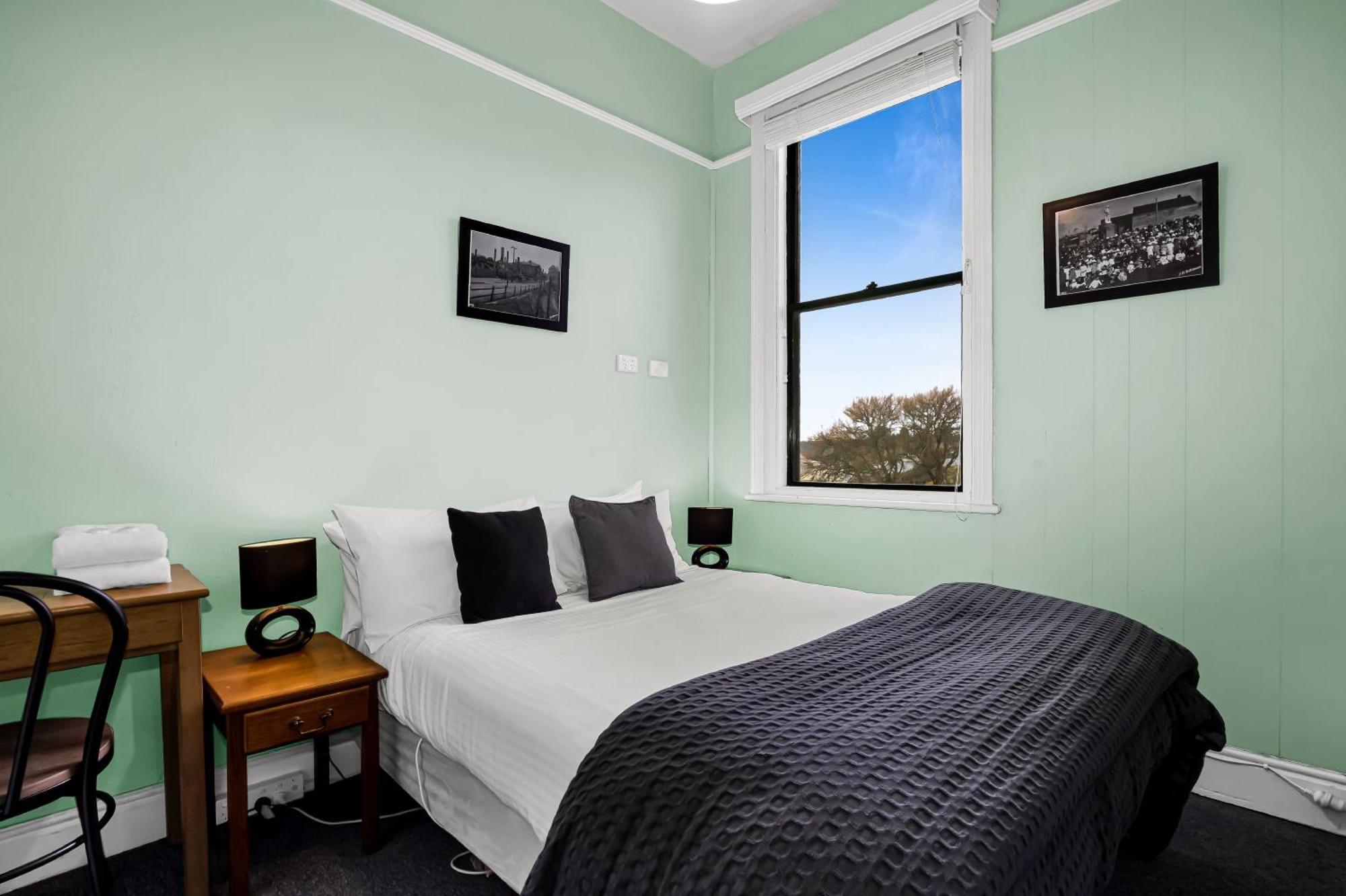 Bischoff Hotel Waratah Εξωτερικό φωτογραφία