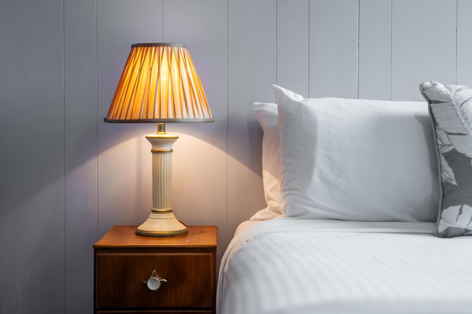 Bischoff Hotel Waratah Δωμάτιο φωτογραφία