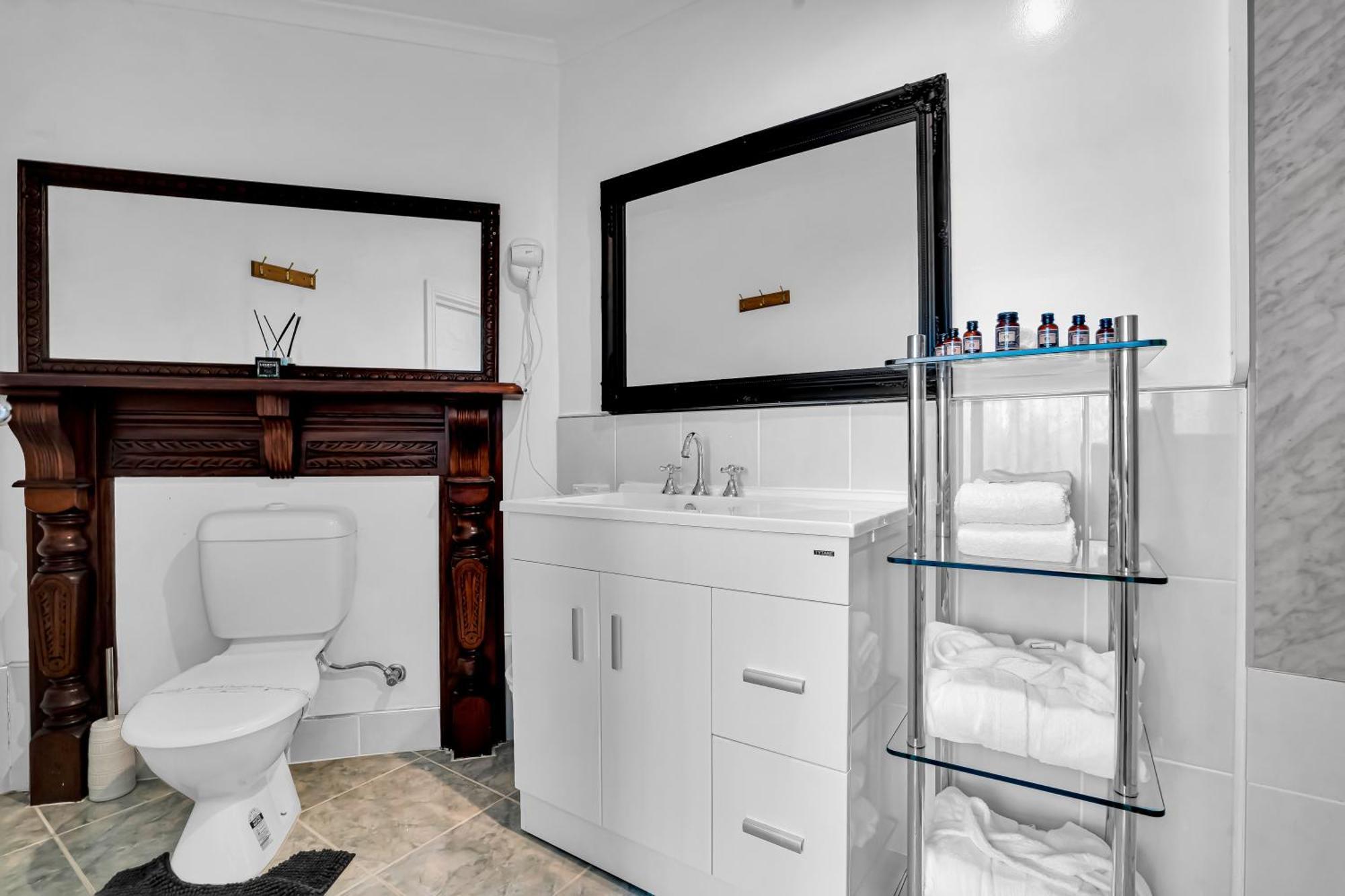 Bischoff Hotel Waratah Δωμάτιο φωτογραφία