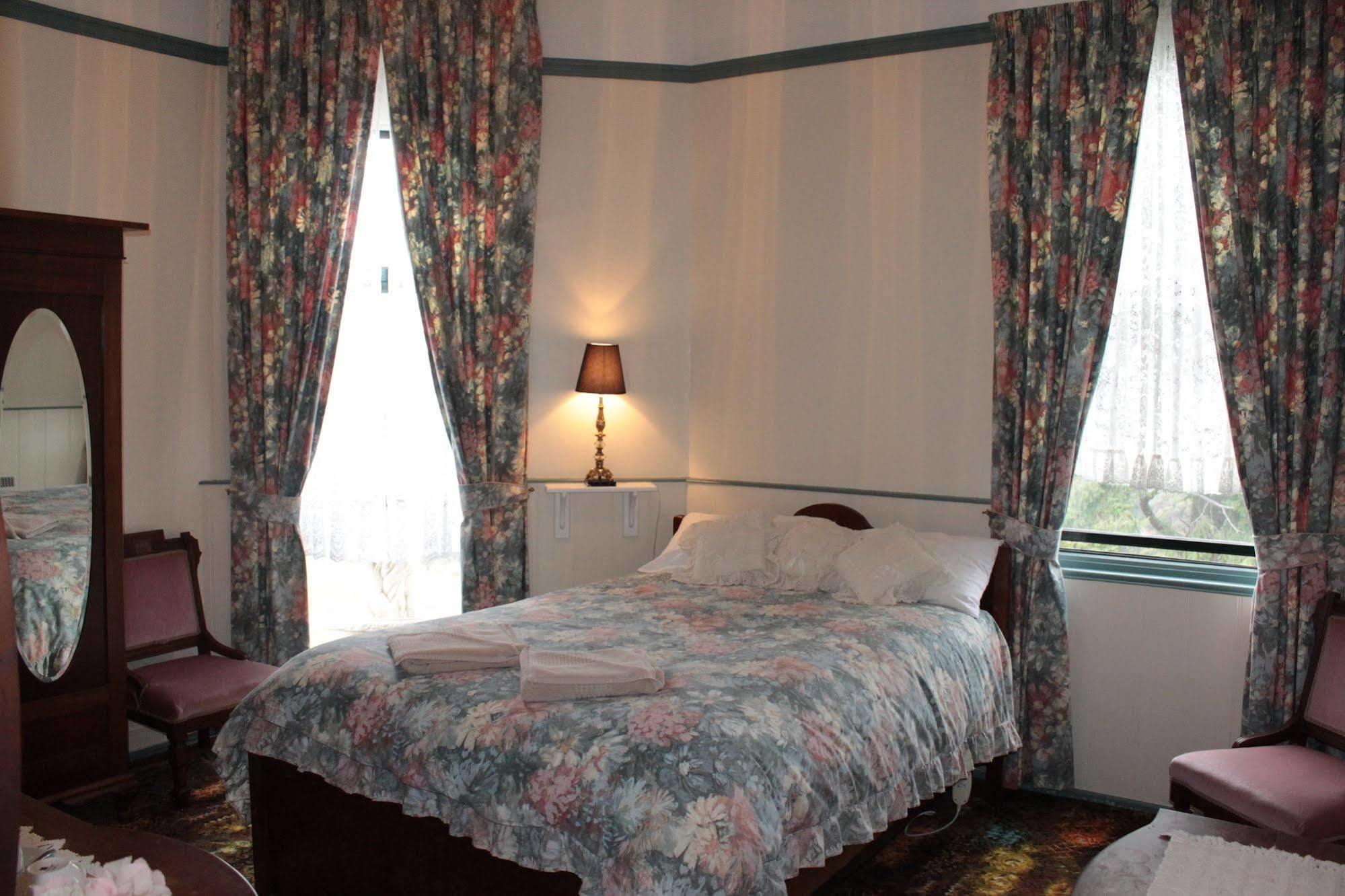 Bischoff Hotel Waratah Εξωτερικό φωτογραφία