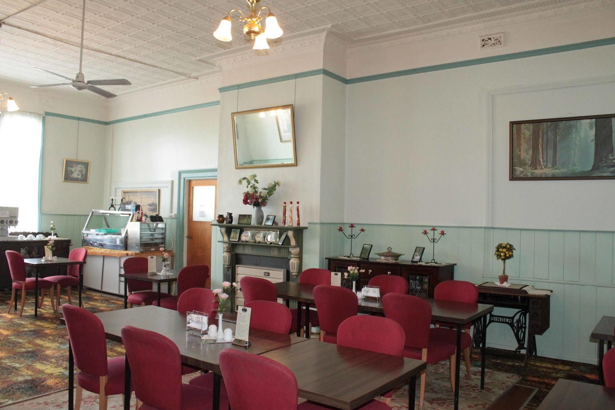 Bischoff Hotel Waratah Εξωτερικό φωτογραφία